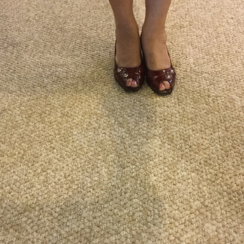 Sofft - Burgundy Slip On Shoe